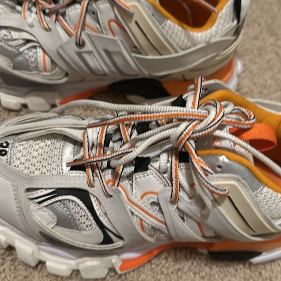 Sneakers Balenciaga size 8 like new - Picture 3 of 8